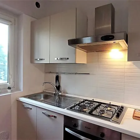 Casa Vacanze Forze Armate - Silenzioso E Confortevole Apartment *